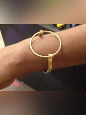 PLUNDER “JERSEY” GOLD TONE CUFF/BANGLE BRACELET - BRAND NEW!